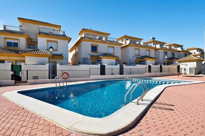 229semidetachedvillaforsaleinpinardecampoverd