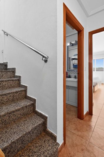 Image No.19-2 Bed Villa for sale