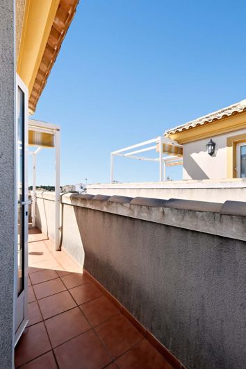 Image No.25-2 Bed Villa for sale