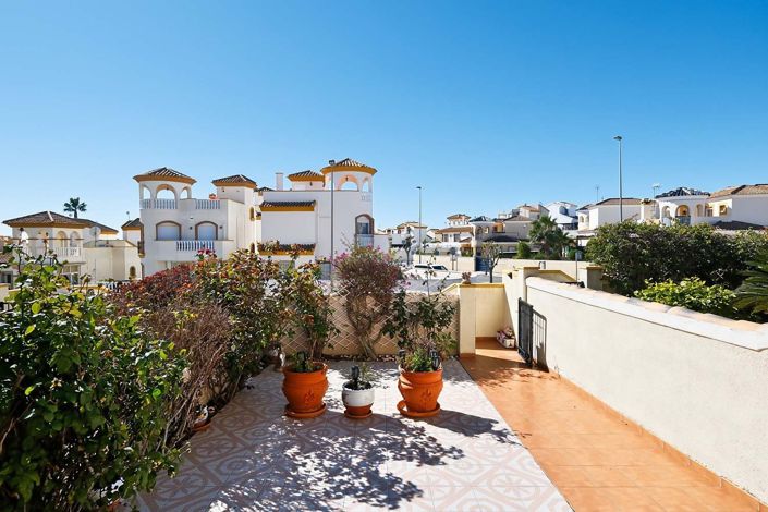 Image No.28-2 Bed Villa for sale