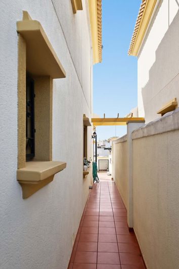 Image No.37-2 Bed Villa for sale