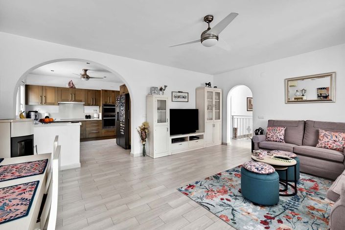 Image No.6-Villa de 6 chambres à vendre à Pinar de Campoverde