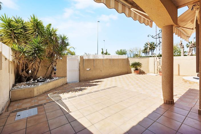 Image No.6-4 Bed Semi-Detached for sale