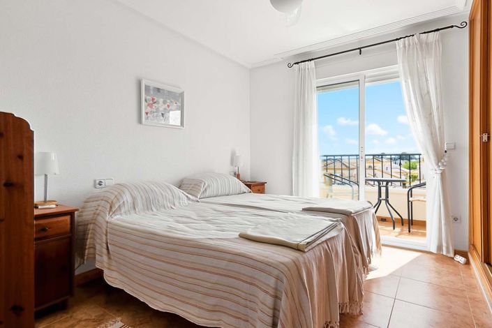 Image No.17-2 Bed Villa for sale