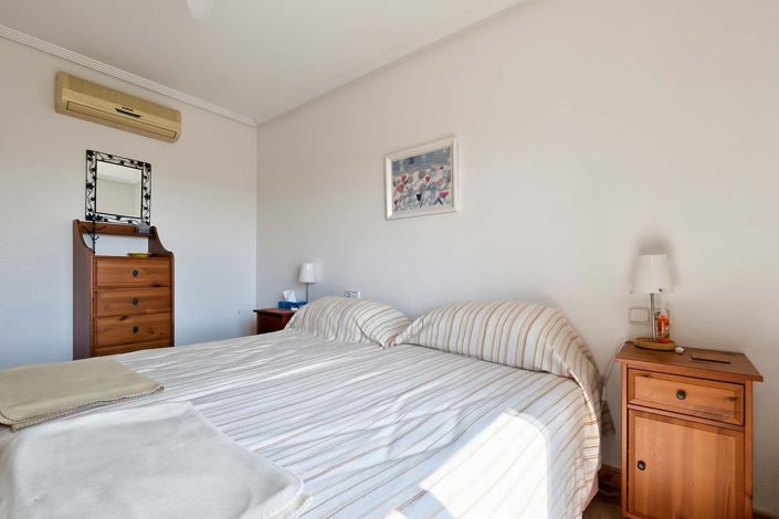 Image No.18-2 Bed Villa for sale