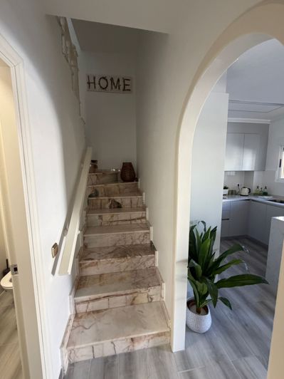 Image No.14-3 Bed Semi-Detached for sale