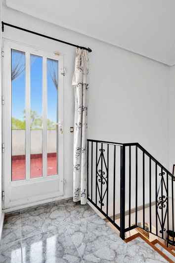 Image No.10-3 Bed Villa for sale