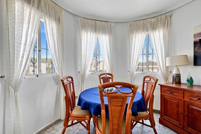 Image No.4-Villa de 3 chambres à vendre à Pinar de Campoverde