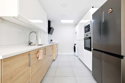 241511townhouseforsaleinlosnarejos07042612541