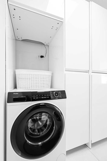 Image No.19-4 Bed Townhouse for sale