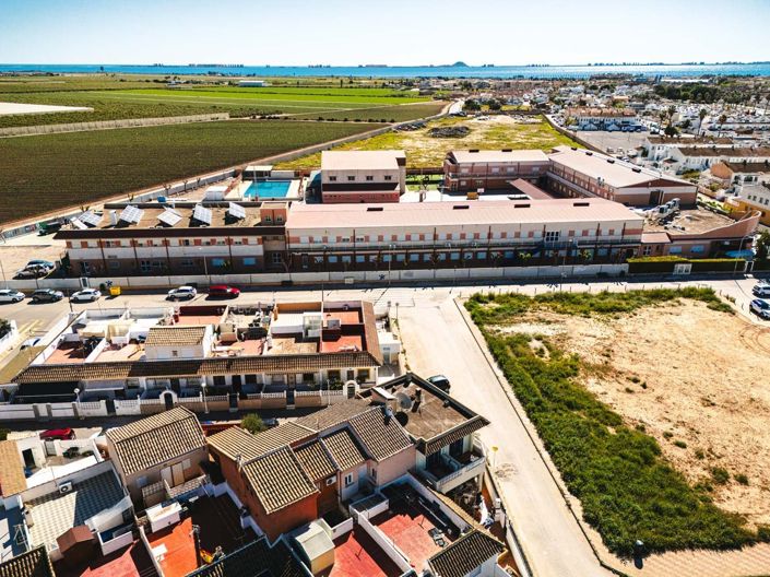 Image No.43-4 Bed Townhouse for sale