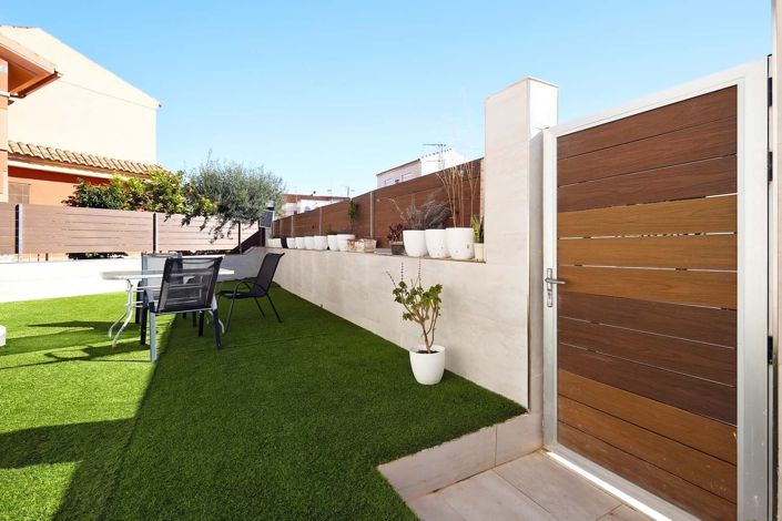 Image No.8-4 Bed Townhouse for sale