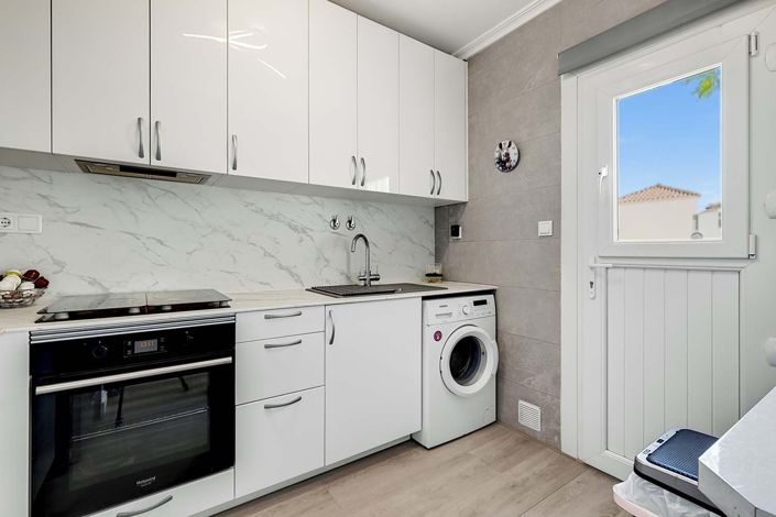 Image No.10-3 Bed Villa for sale