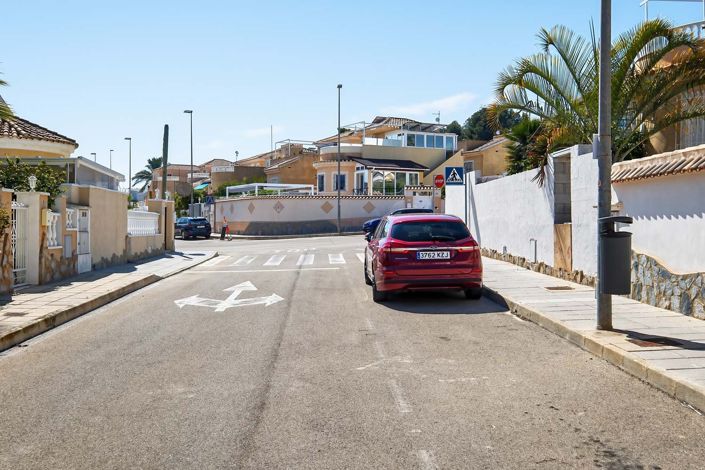 Image No.47-3 Bed Villa for sale