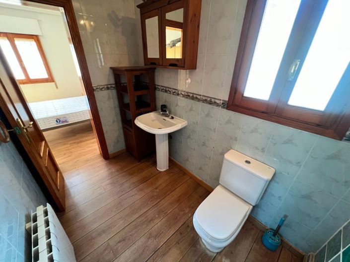 Image No.17-4 Bed Villa for sale