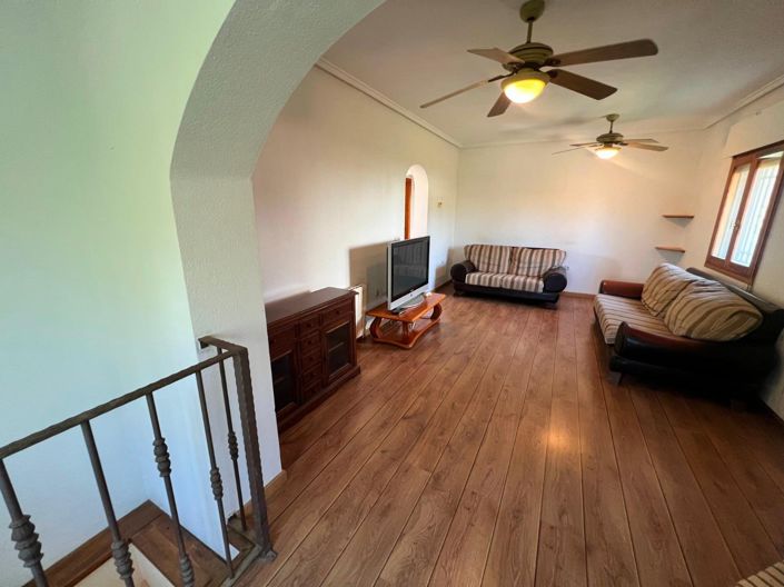 Image No.4-4 Bed Villa for sale