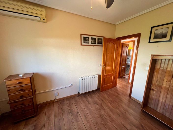 Image No.9-4 Bed Villa for sale