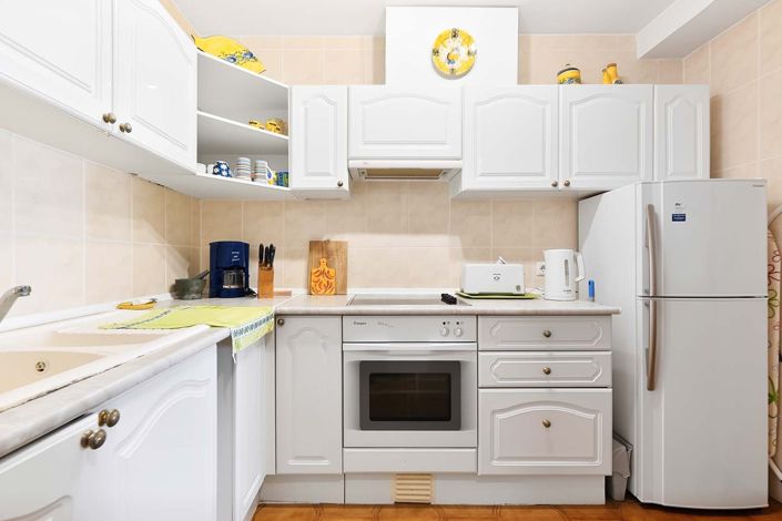 Image No.15-3 Bed Townhouse for sale