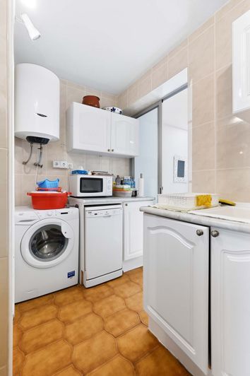 Image No.17-3 Bed Townhouse for sale