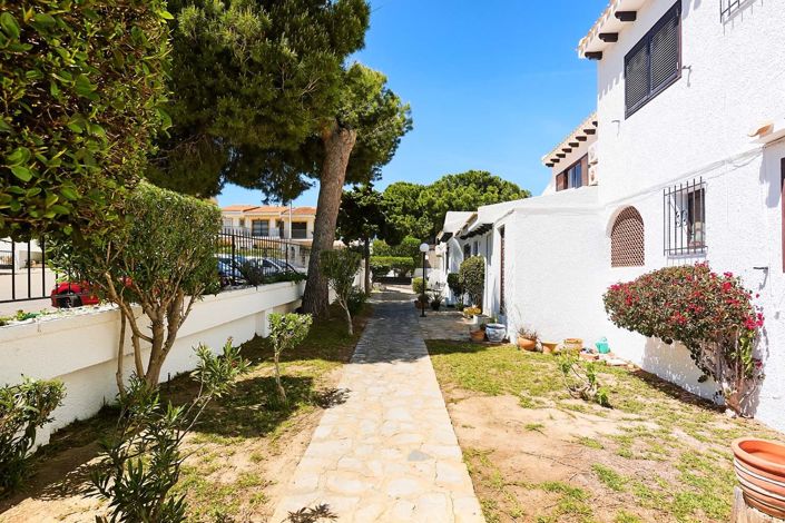 Image No.38-3 Bed Townhouse for sale