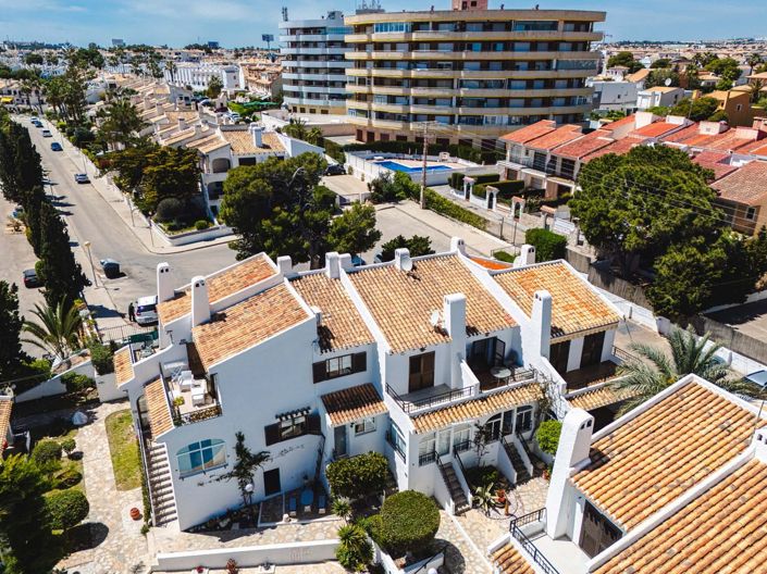 Image No.43-3 Bed Townhouse for sale