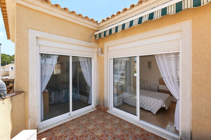 Image No.35-4 Bed Villa for sale