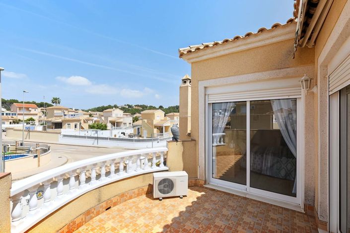 Image No.36-4 Bed Villa for sale