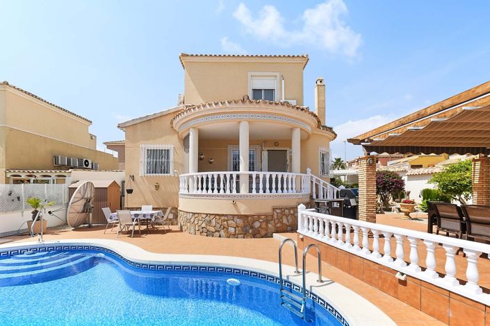 Image No.47-4 Bed Villa for sale