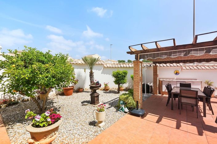 Image No.48-4 Bed Villa for sale