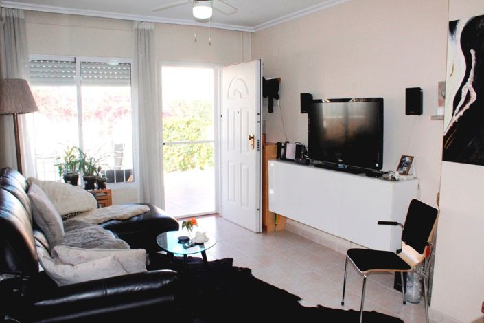 Image No.15-3 Bed Townhouse for sale