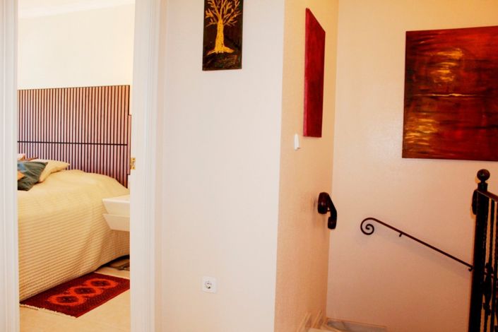 Image No.23-3 Bed Townhouse for sale