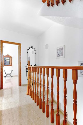 Image No.20-3 Bed Villa for sale