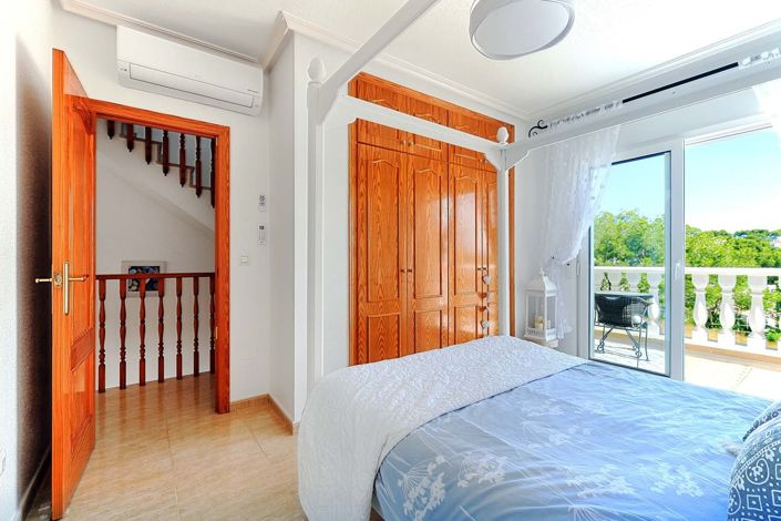 Image No.33-3 Bed Villa for sale