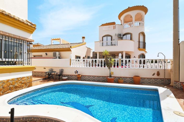 Image No.42-3 Bed Villa for sale