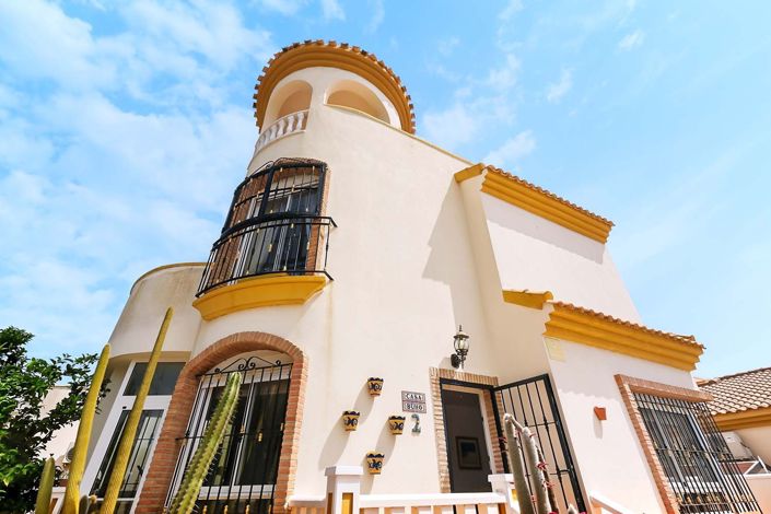 Image No.50-3 Bed Villa for sale