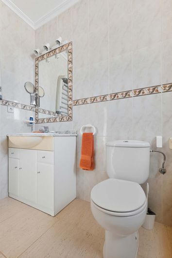 Image No.28-3 Bed Villa for sale