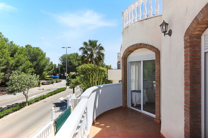 Image No.33-3 Bed Villa for sale