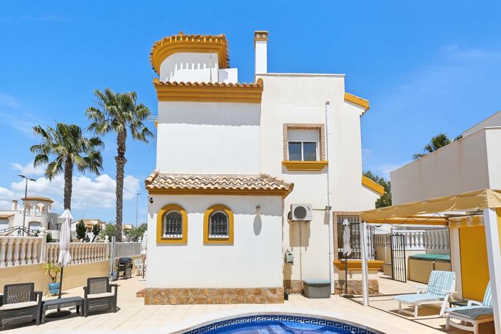 Image No.42-3 Bed Villa for sale