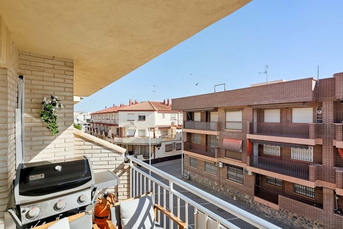 Image No.29-2 Bed Apartment for sale
