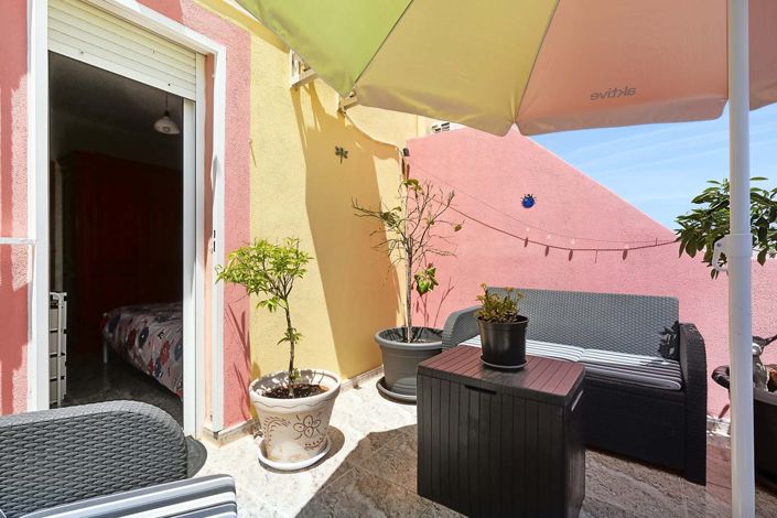 Image No.30-3 Bed Townhouse for sale
