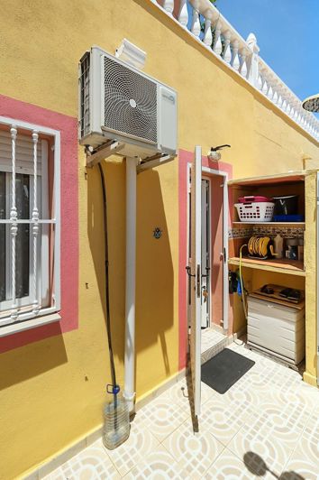 Image No.41-3 Bed Townhouse for sale