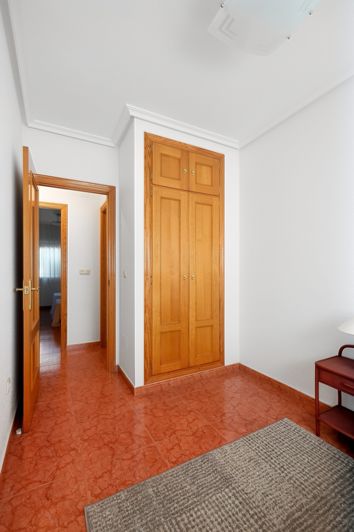 Image No.16-4 Bed Townhouse for sale