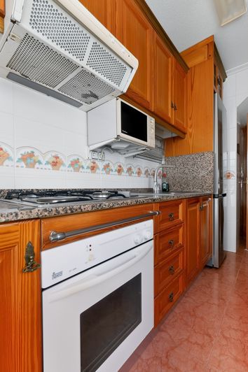 Image No.22-4 Bed Townhouse for sale
