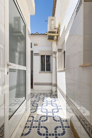 Image No.25-4 Bed Townhouse for sale