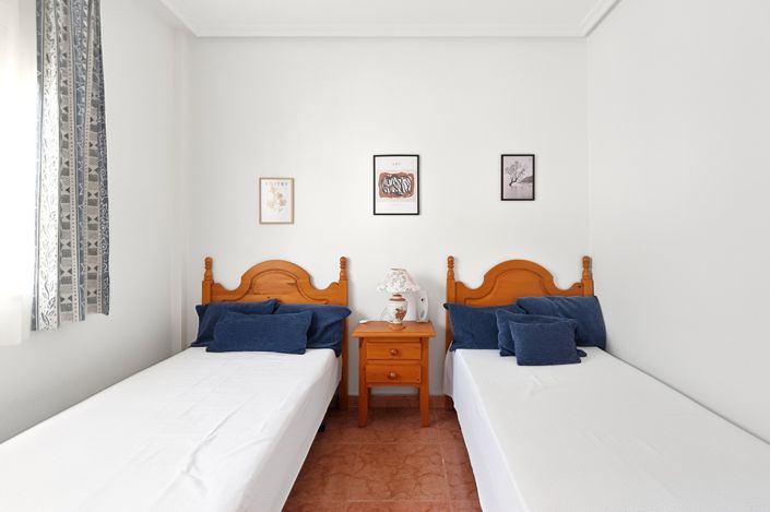 Image No.31-4 Bed Townhouse for sale