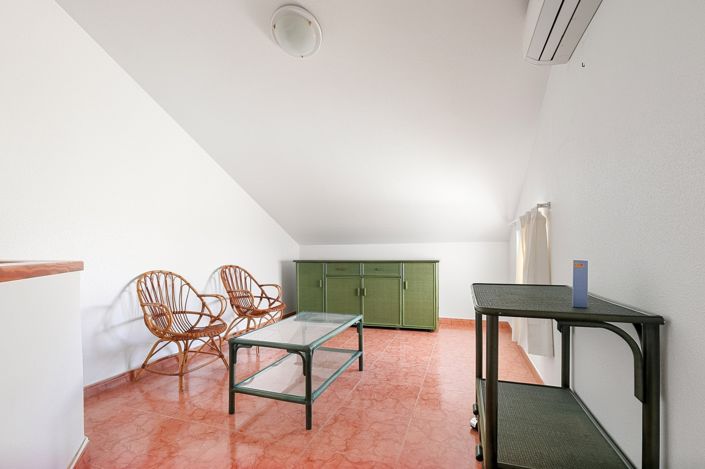 Image No.41-4 Bed Townhouse for sale