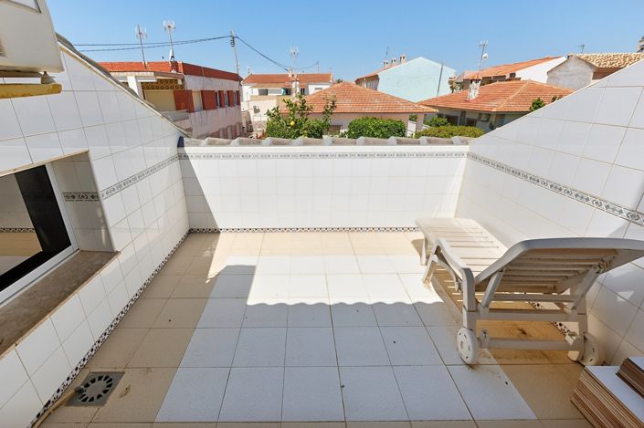 Image No.45-4 Bed Townhouse for sale