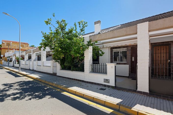 Image No.6-4 Bed Townhouse for sale