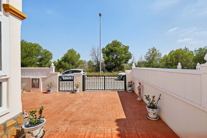 Image No.28-2 Bed Villa for sale