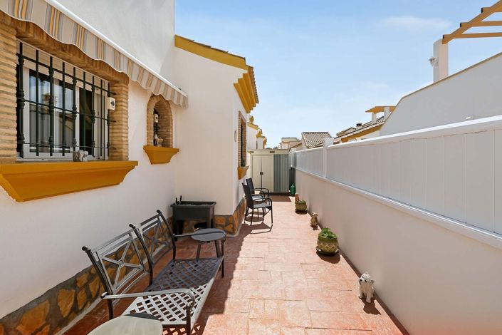 Image No.32-2 Bed Villa for sale
